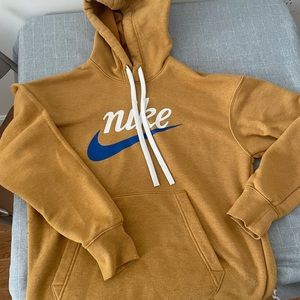 Worn 1x Nike Men’s Thermal Hoodie in Caramel Brown Size M